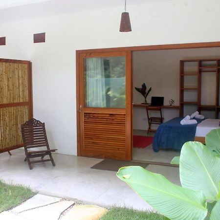 Moksha Surf Yoga Hotel อูบาตูบา ภายนอก รูปภาพ